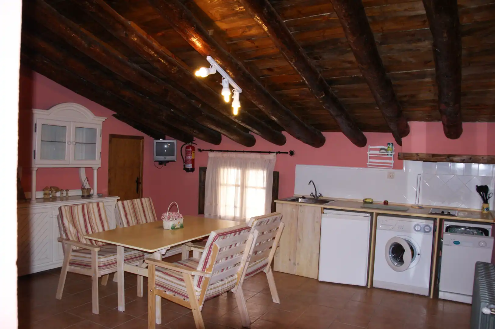 Cocina de Casa o chalet en venta en Castellote con Calefacción, Jardín privado y Amueblado