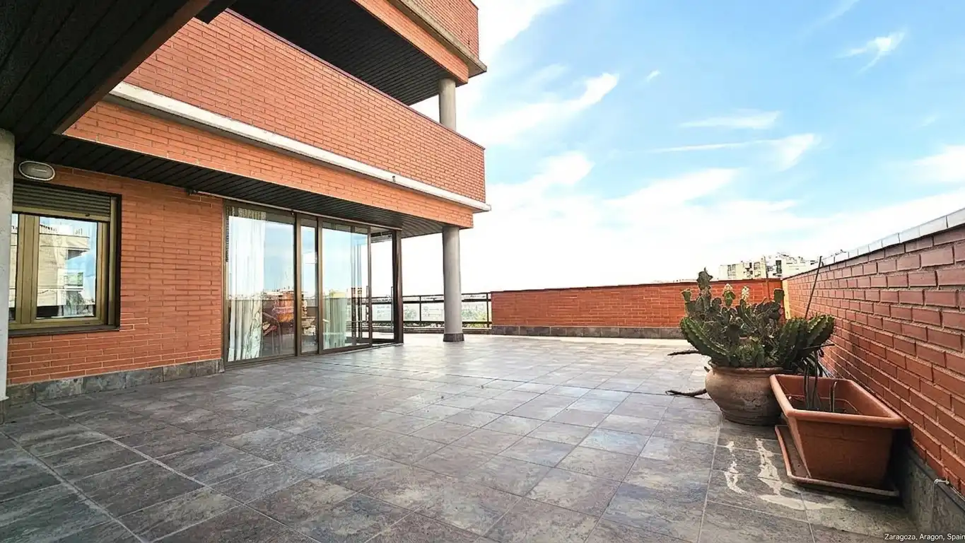Terraza de Piso en venta en Zaragoza con Aire acondicionado, Calefacción y Terraza