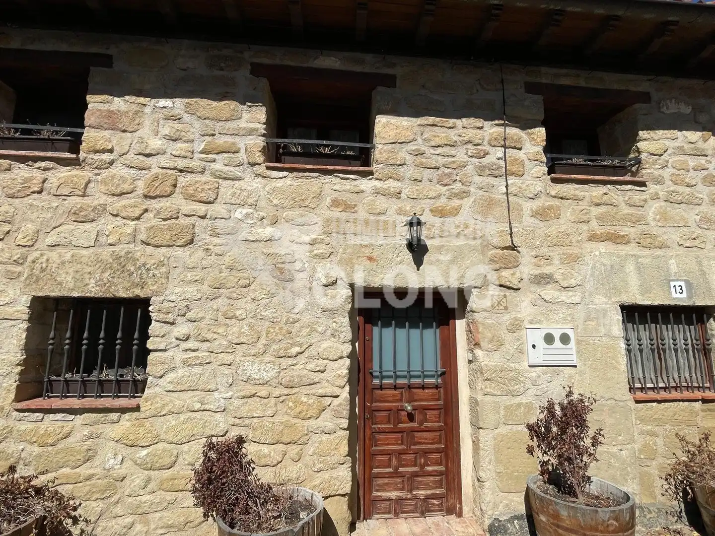 Vista exterior de Casa o xalet en venda en Sajazarra amb Calefacció, Traster i Moblat