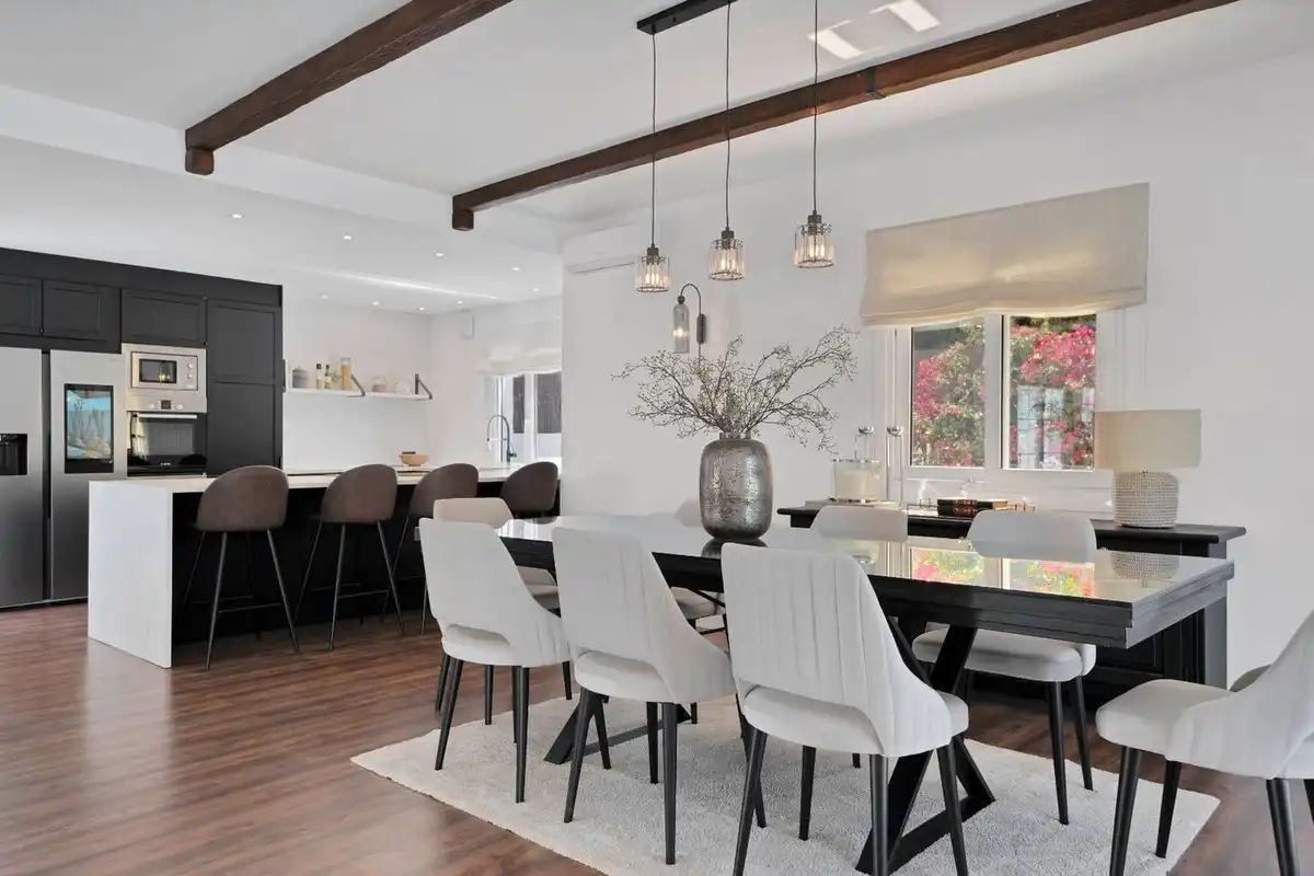 Comedor de Casa o chalet de alquiler en Estepona con Aire acondicionado, Jardín privado y Terraza