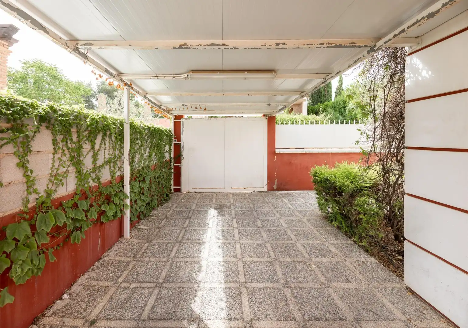 Parking of Houses for sale in Monachil  with Air Conditioner, Heating and Private garden