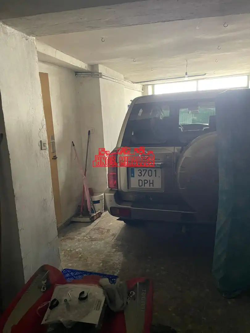 Parking de Casa o chalet en venta en Benalúa de las Villas con Terraza, Trastero y Amueblado