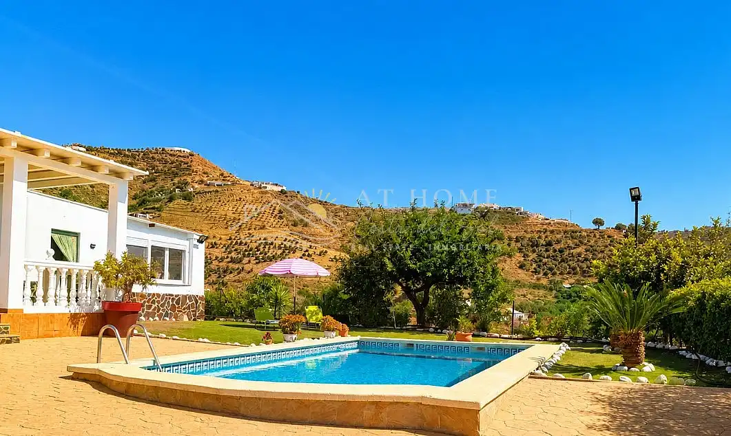 Casa con piscina in affitto a Torrox Pueblo, imagen 3