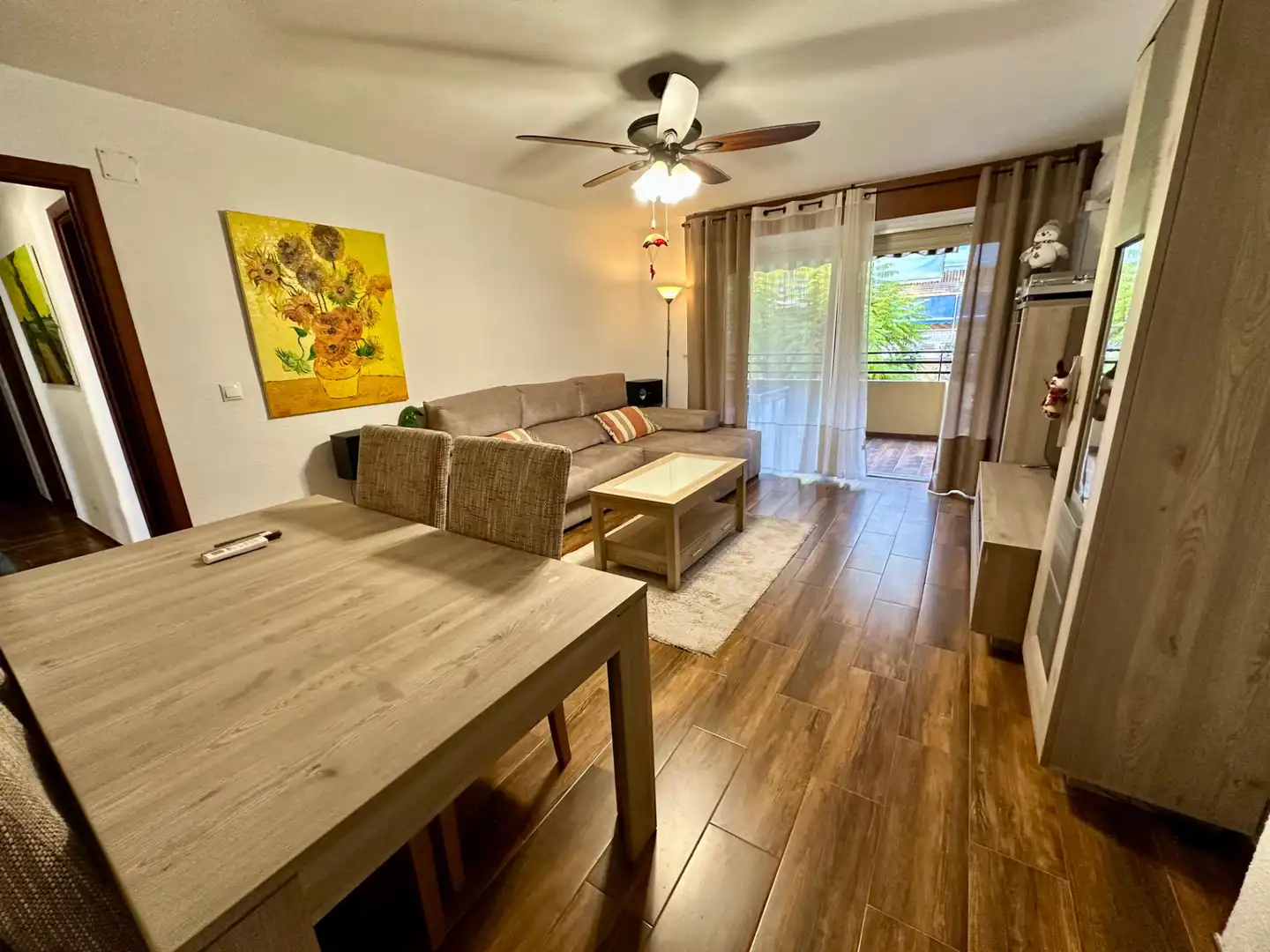 Sala de estar de Piso en venta en Alicante / Alacant con Aire acondicionado, Terraza y Amueblado