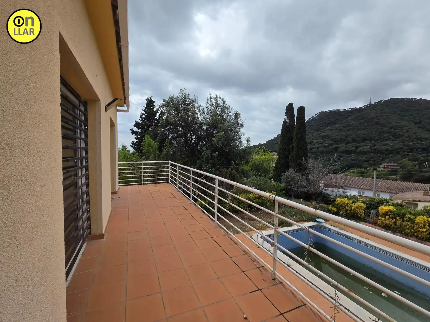 Terrassa de Casa o xalet en venda en Cabrera de Mar amb Piscina comunitària