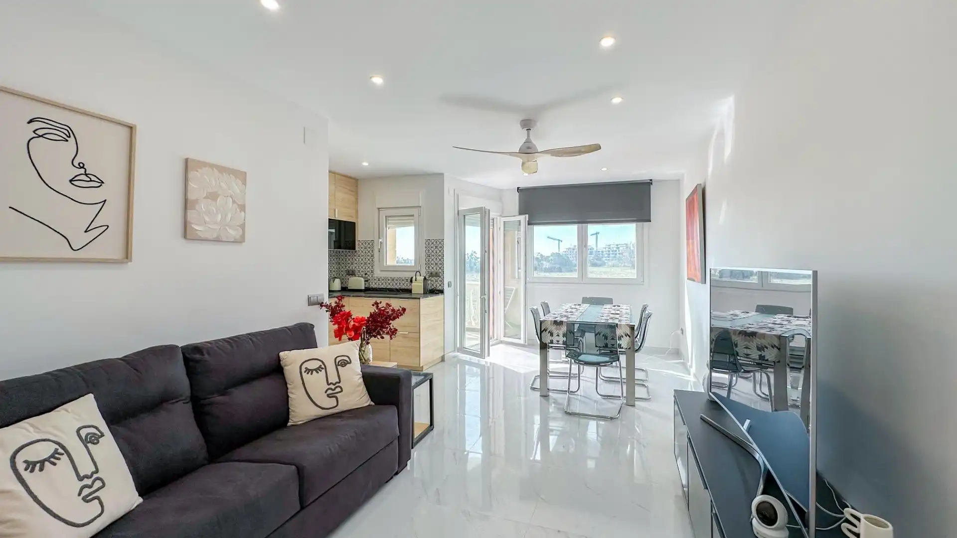 Sala de estar de Piso de alquiler en Málaga con Aire acondicionado, Jardín privado y Terraza