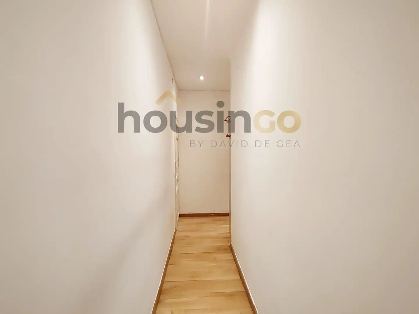 Flat for rent in Madrid  with Heating and Furnished