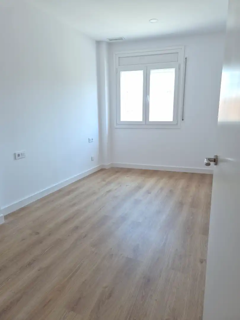 Habitación de Piso de alquiler en Parets del Vallès con Aire acondicionado, Calefacción y Parquet