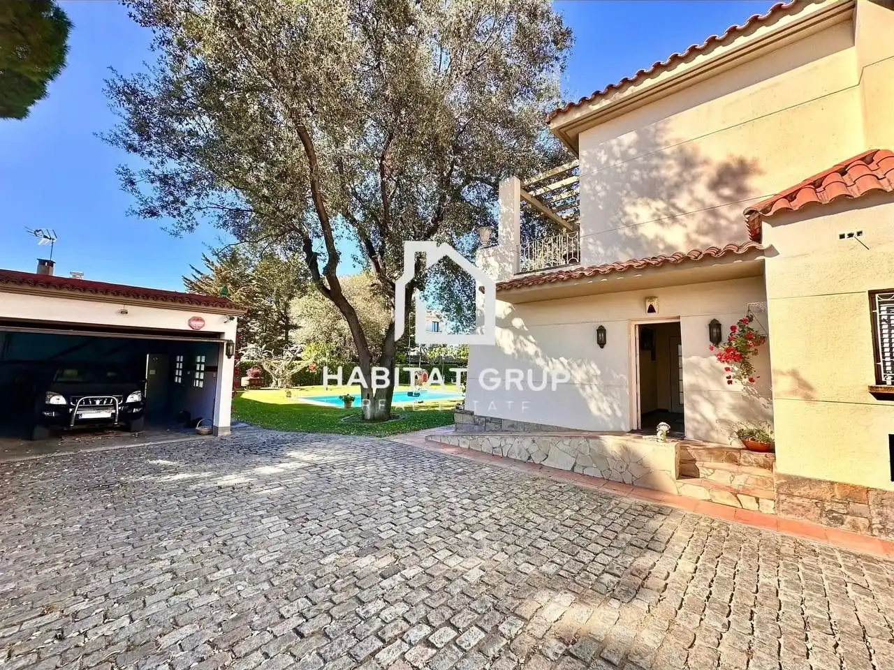 Vista exterior de Casa o chalet en venta en Castellbisbal con Aire acondicionado, Jardín privado y Trastero