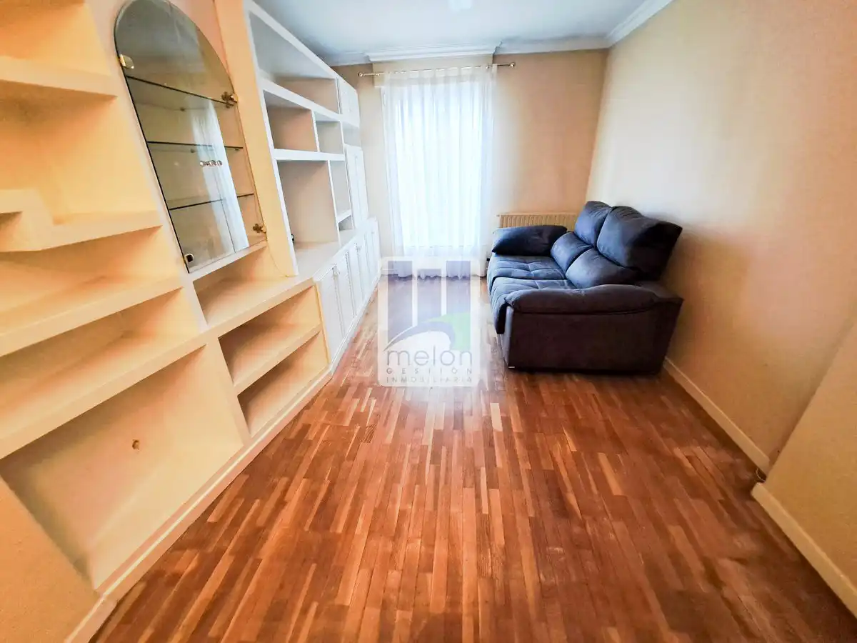 Flat with lift for sale in FERNAN GONZALEZ