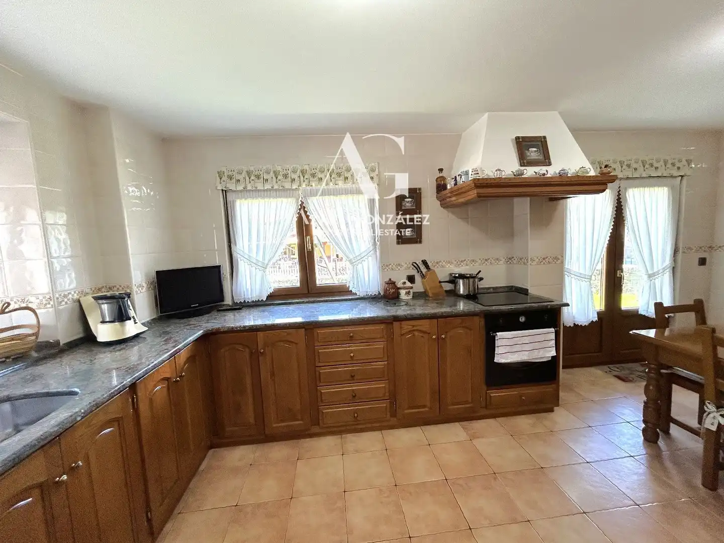 Cocina de Casa o chalet en venta en Ruente con Calefacción, Jardín privado y Terraza