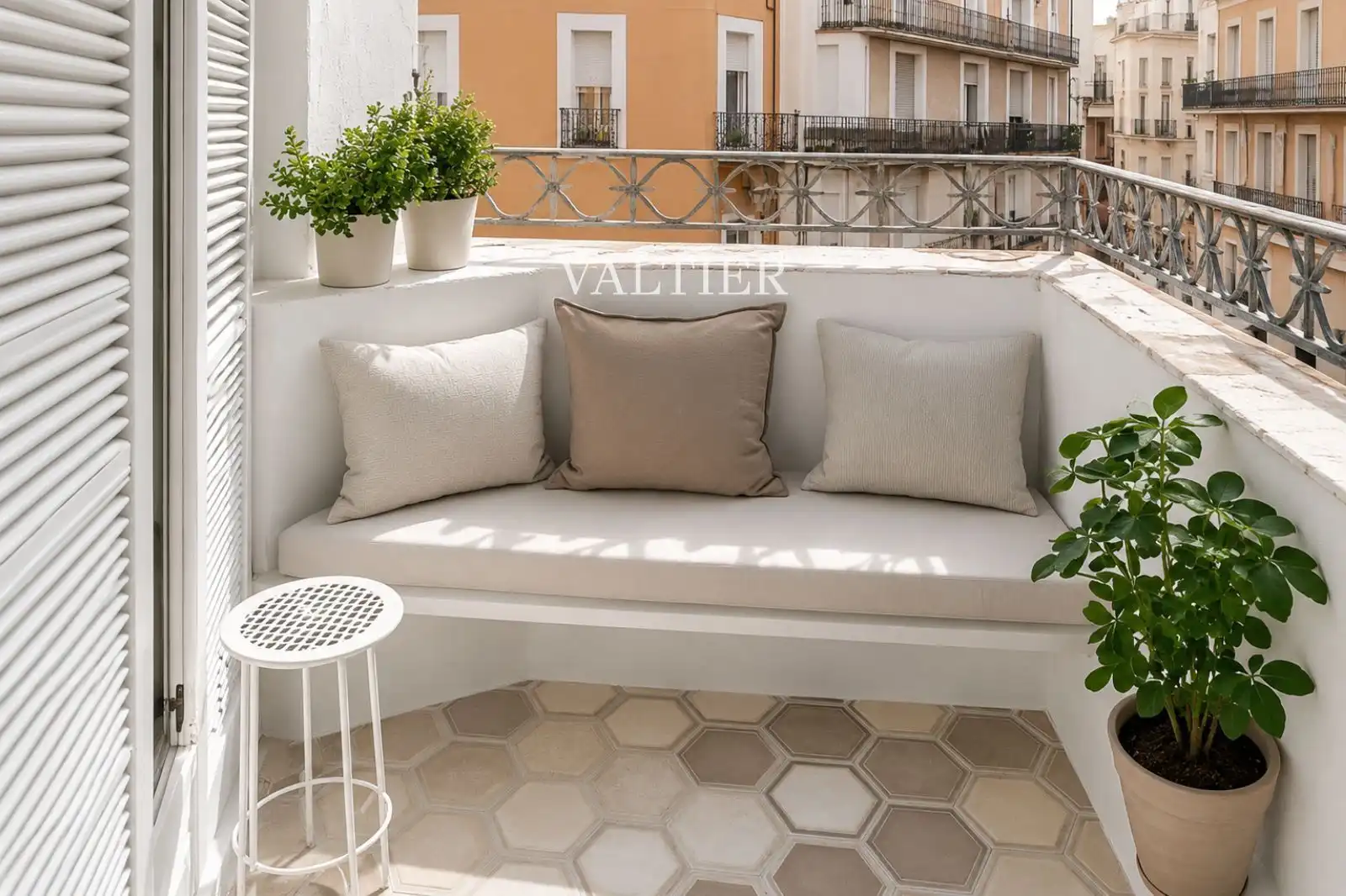 Balcony of Flat for sale in Madrid  with Terrace and Furnished