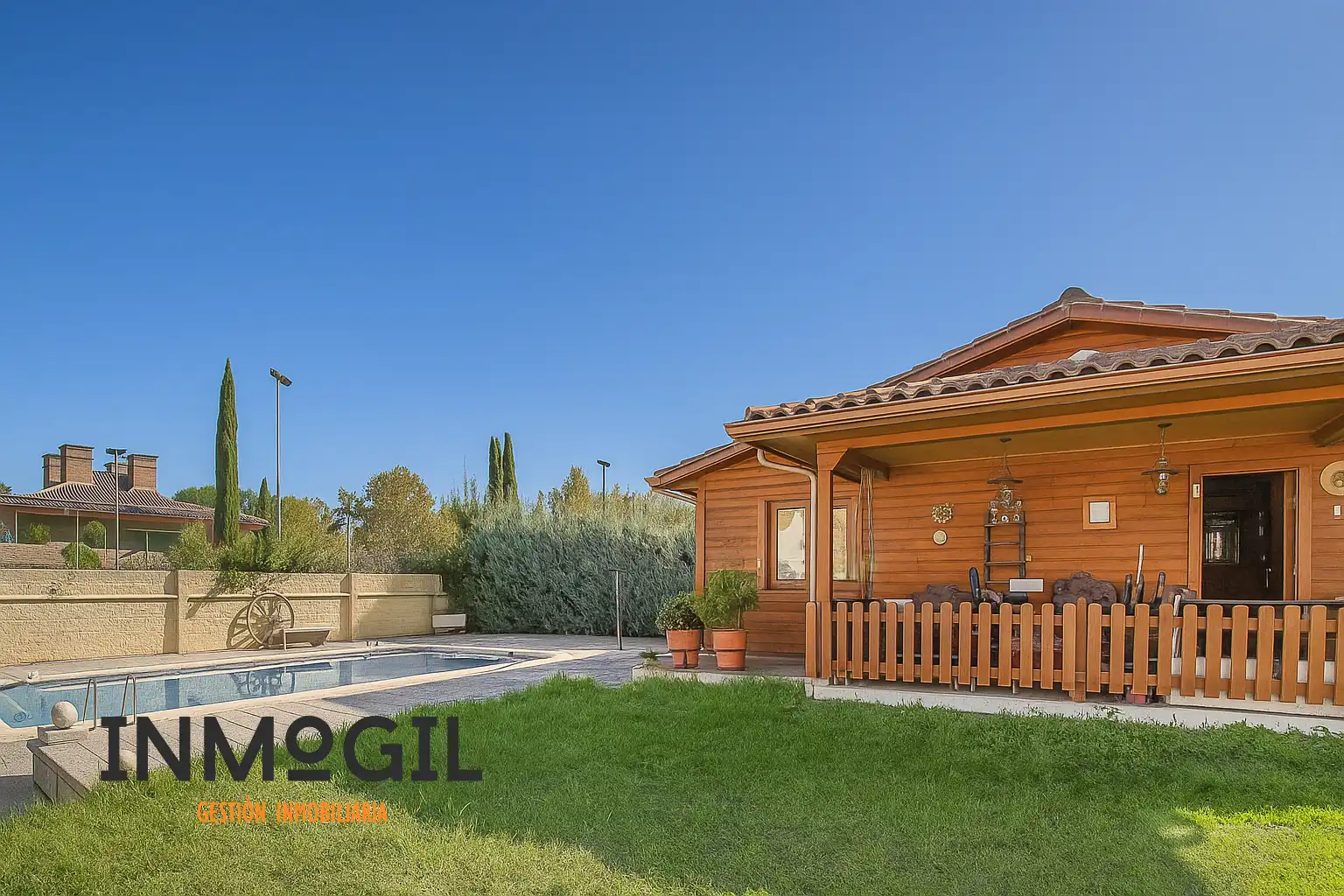 Detached house with pool for sale in Calle del Valle de Toranzo