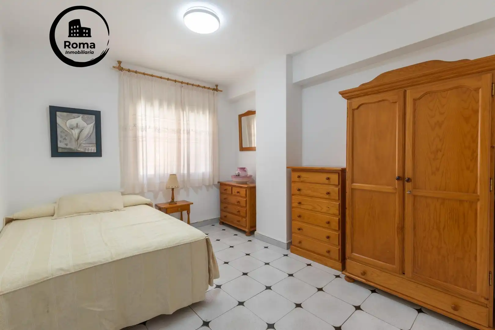 Habitación de Piso en venta en Granada con Terraza, Amueblado y Balcón