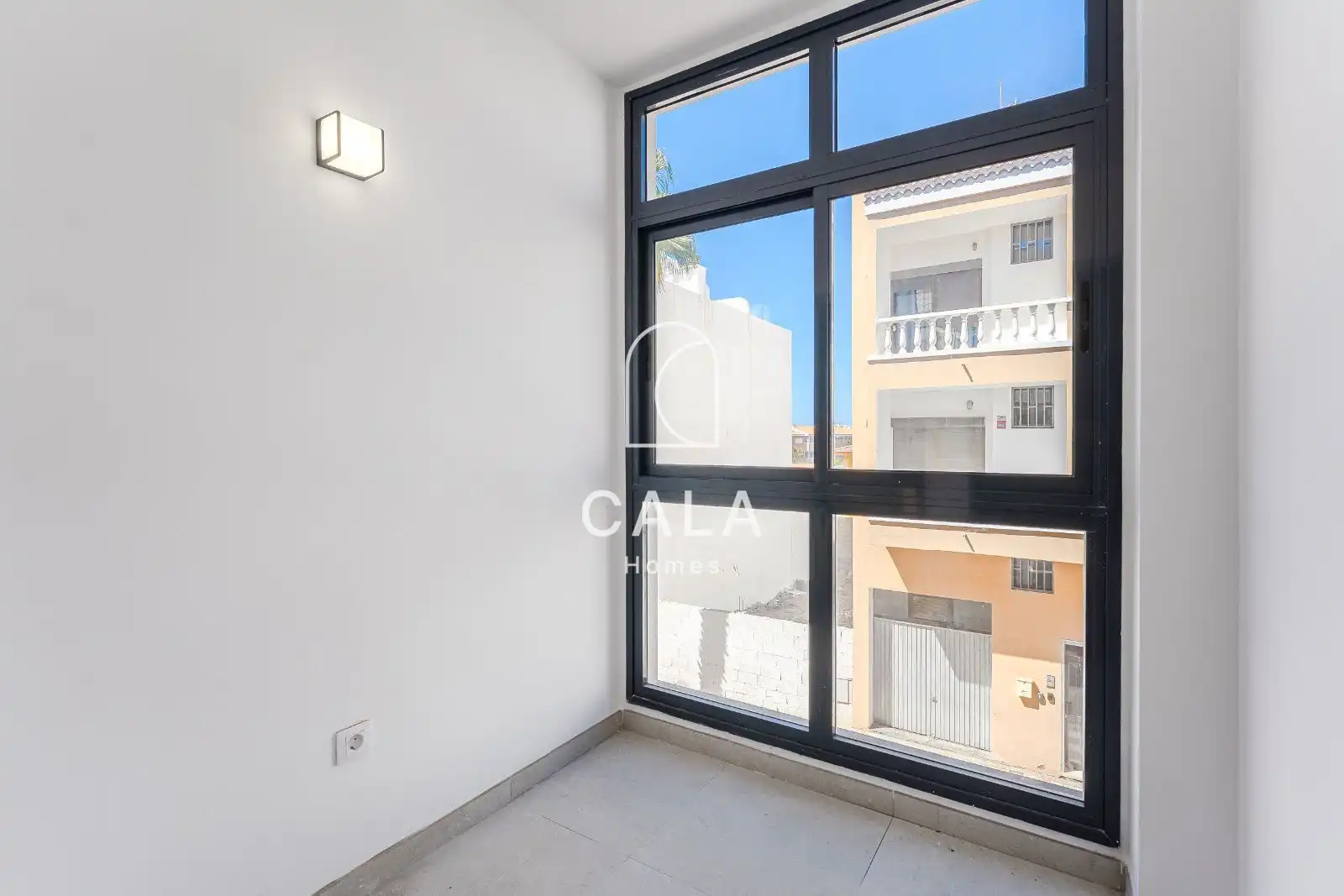 Schlafzimmer von Wohnung zum Verkauf in Guía de Isora mit Klimaanlage, Heizung und Terrasse