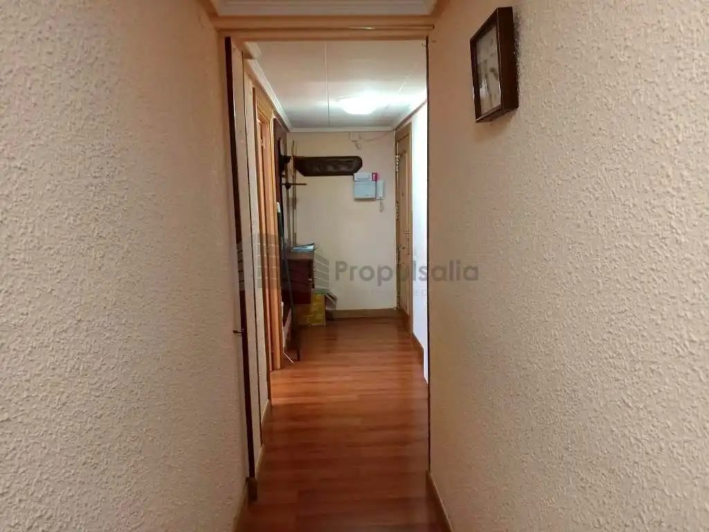 Flat for sale in De Oriente, Barrio de Delicias