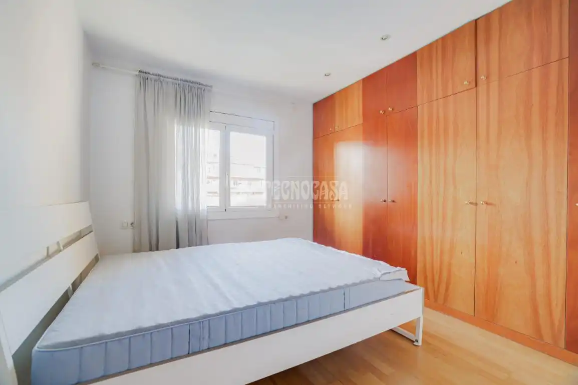 Habitación de Piso en venta en Barcelona con Aire acondicionado, Parquet y Balcón