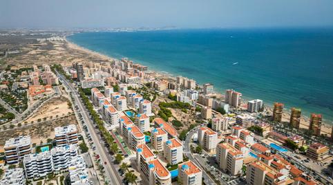 Photo 4 of Single-family semi-detached for sale in Calle de la Bahía, 105, Los Arenales del Sol, Alicante