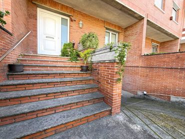 Casa con jardín en venta en Carretera Manresa