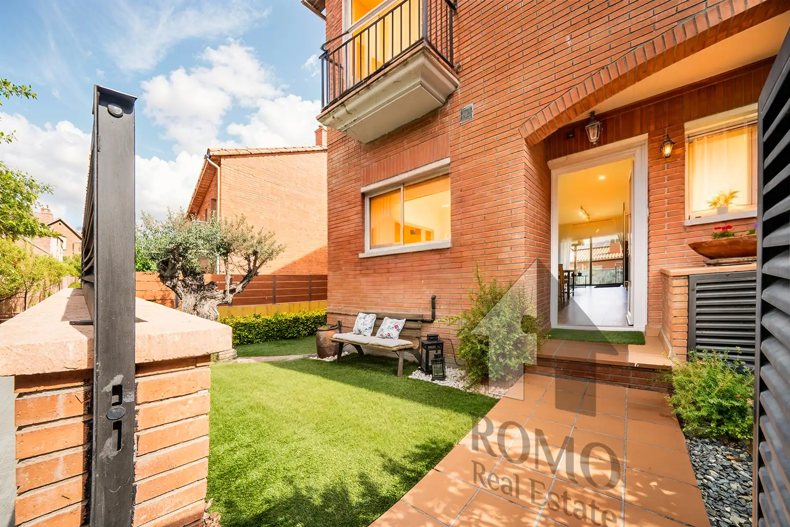 Casa pareada con terraza en venta en Santa Perpètua de Mogoda, imagen 4