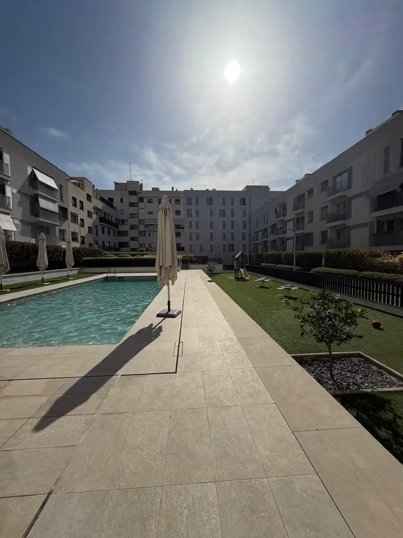 Swimming pool of Flat for sale in  Palma de Mallorca  with Air Conditioner, Private garden and Terrace