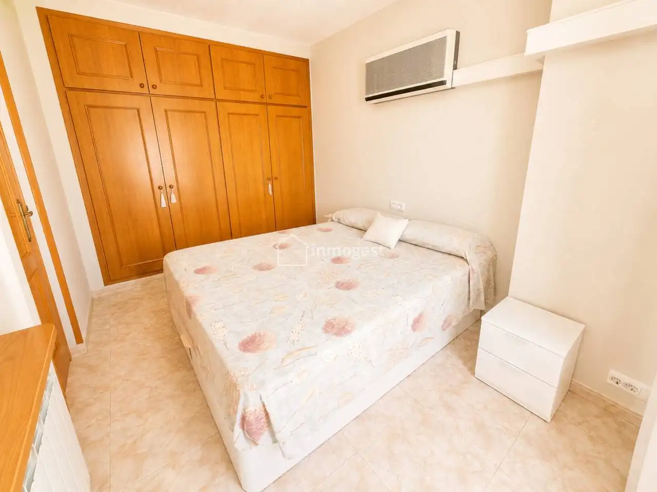 Habitación de Ático en venta en Salt con Calefacción y Terraza