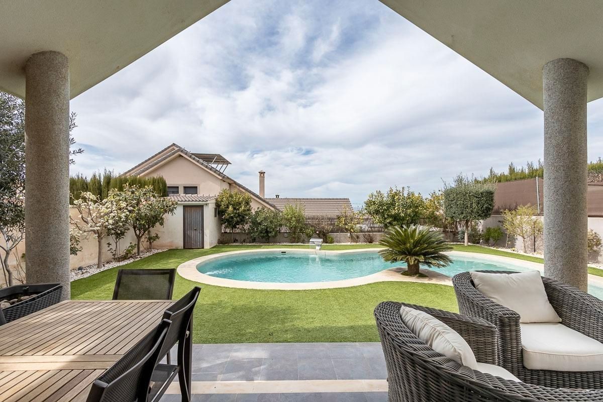 Swimming pool of House or chalet for sale in Dílar  with Private garden and Community pool