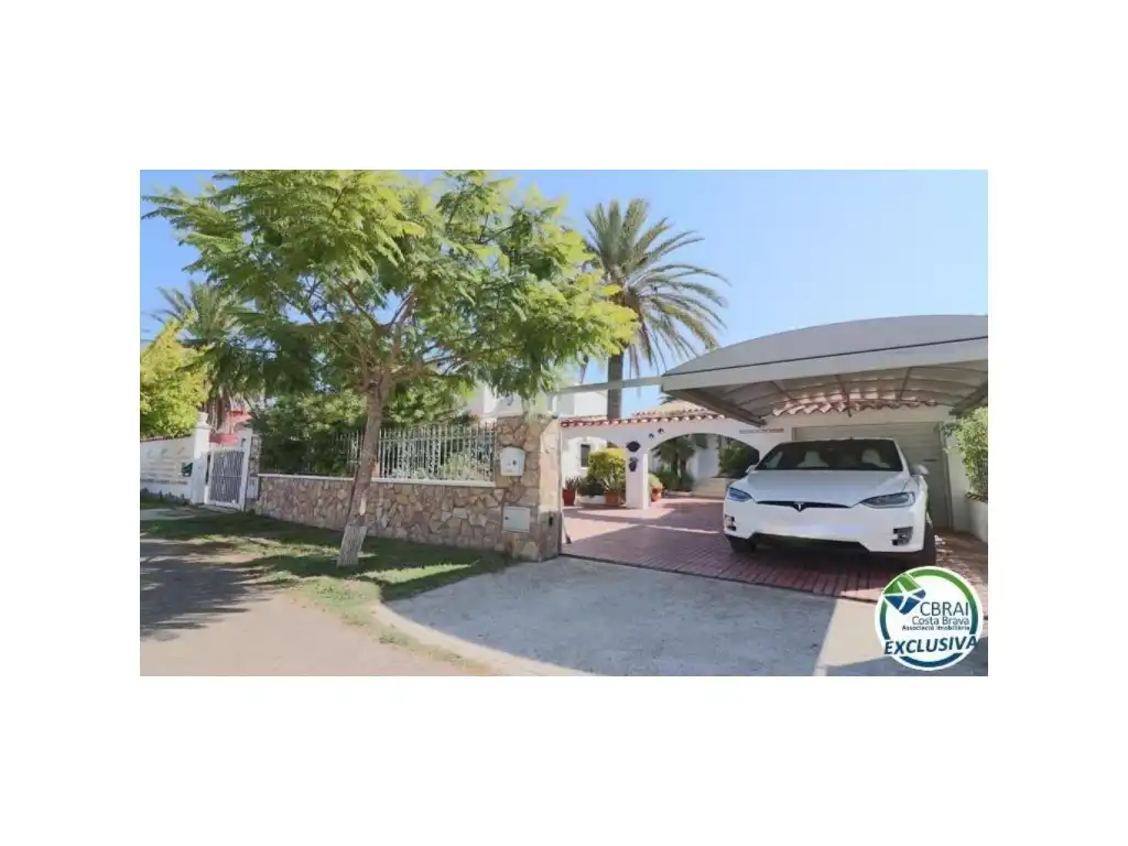 Casa con piscina en venta en Carrer Norfeu, imagen 18
