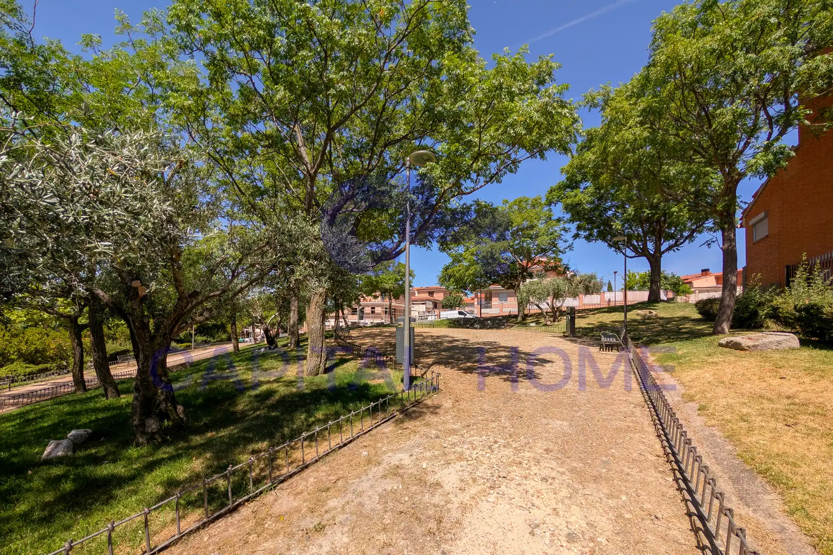 Casa adosada en venta en Navalcarnero con Aire acondicionado, Calefacción y Jardín privado