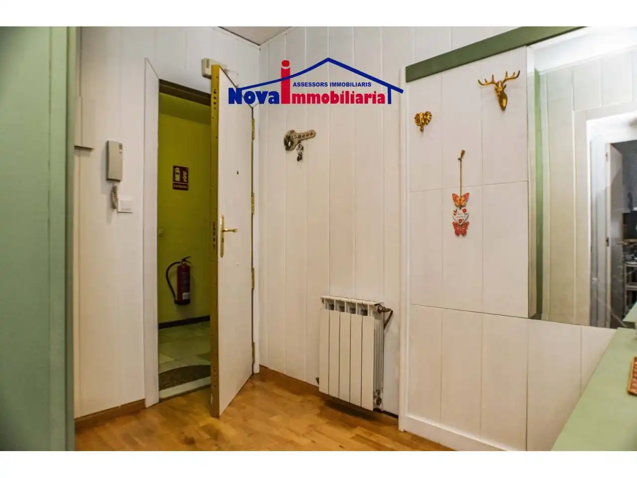 Piso en venta en Sant Boi de Llobregat con Aire acondicionado, Calefacción y Parquet