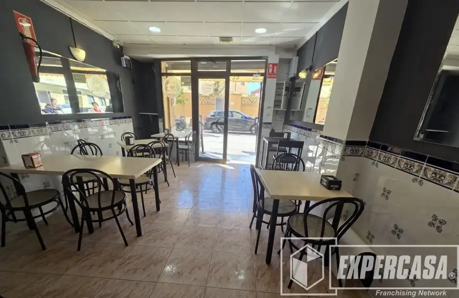 Casa adosada en venda en Alzira amb Aire condicionat i Terrassa