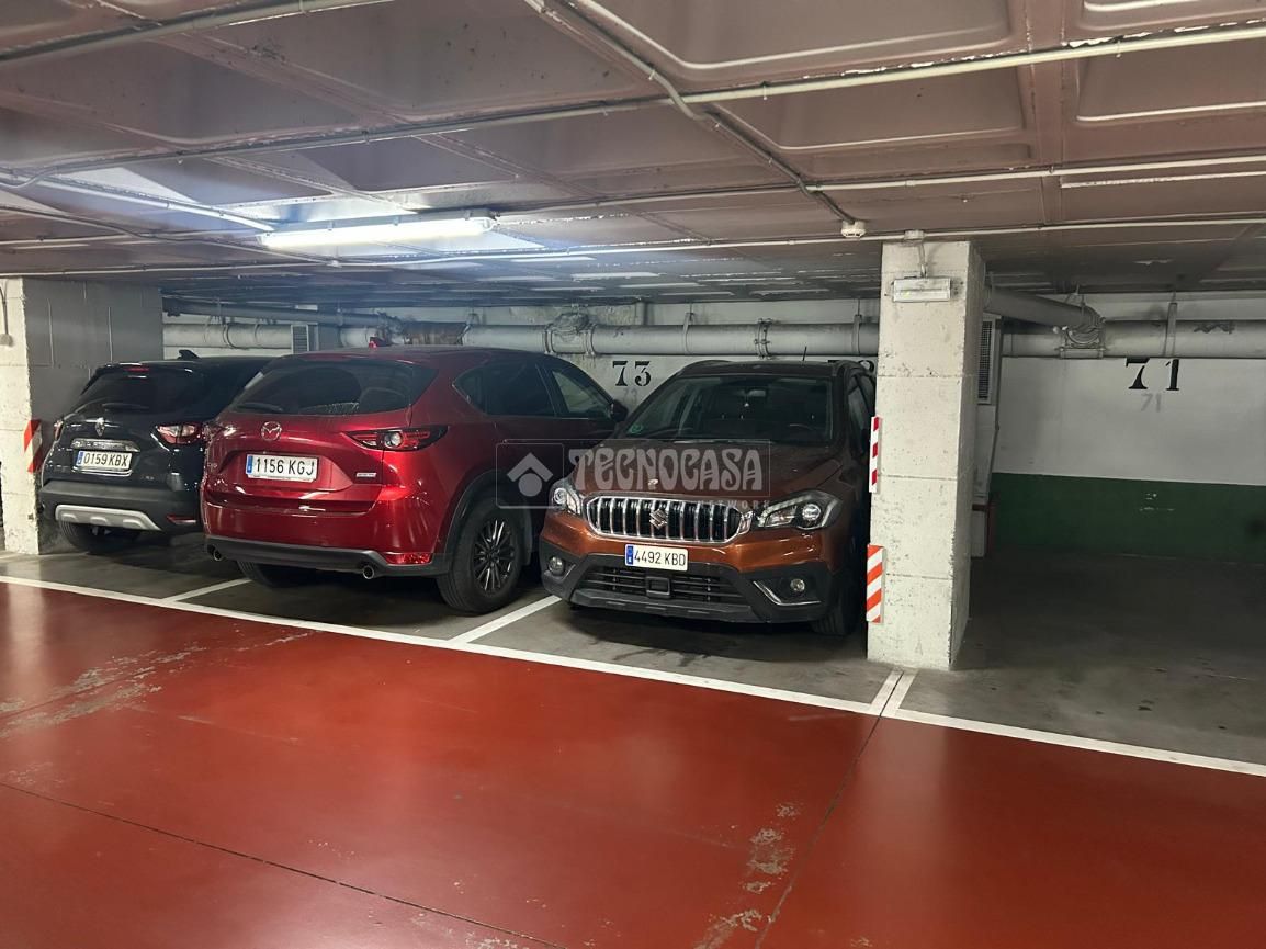 Aparcament de Garatge en venda en  Madrid Capital