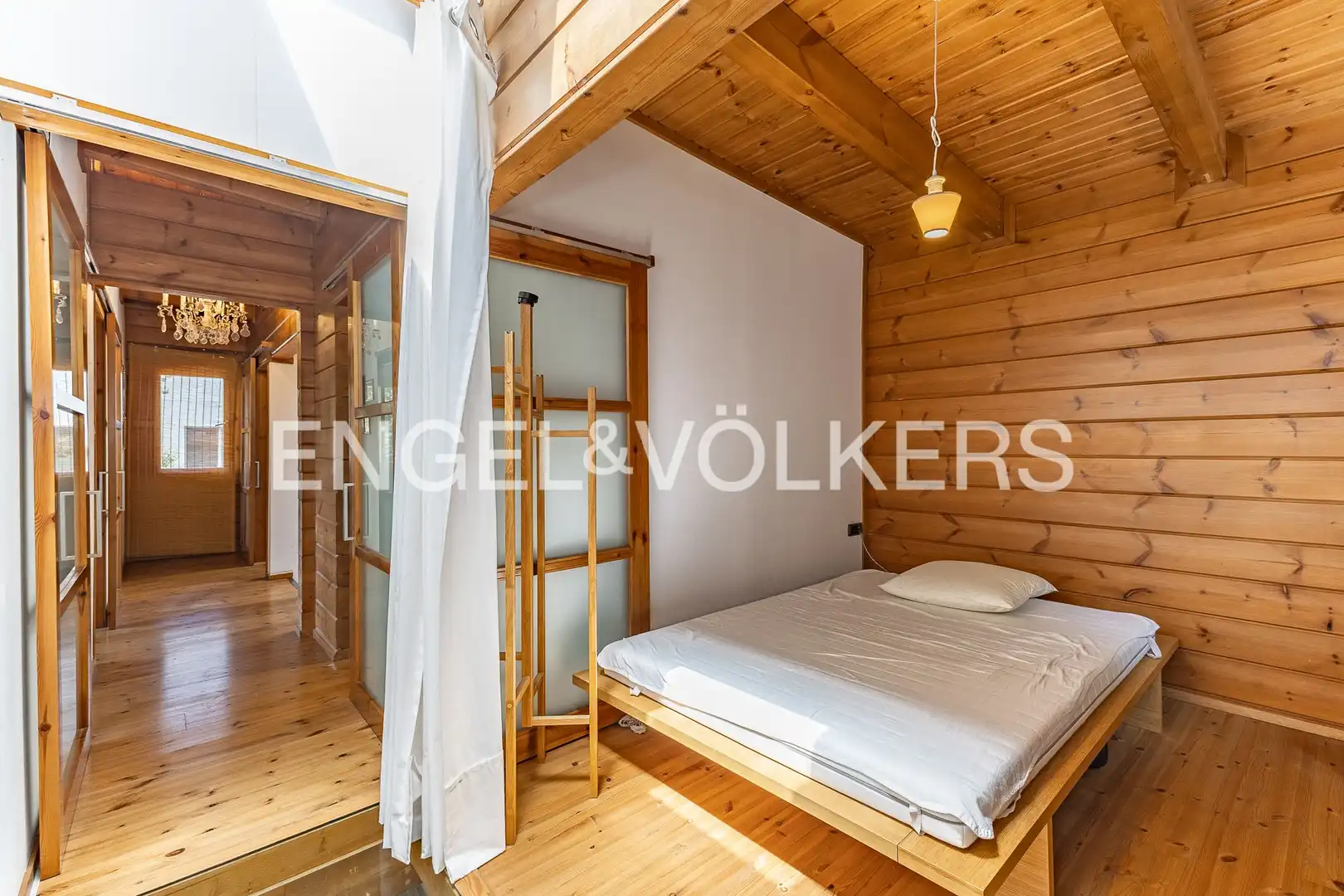 Habitación de Casa o chalet en venta en Barcelona con Calefacción, Jardín privado y Parquet