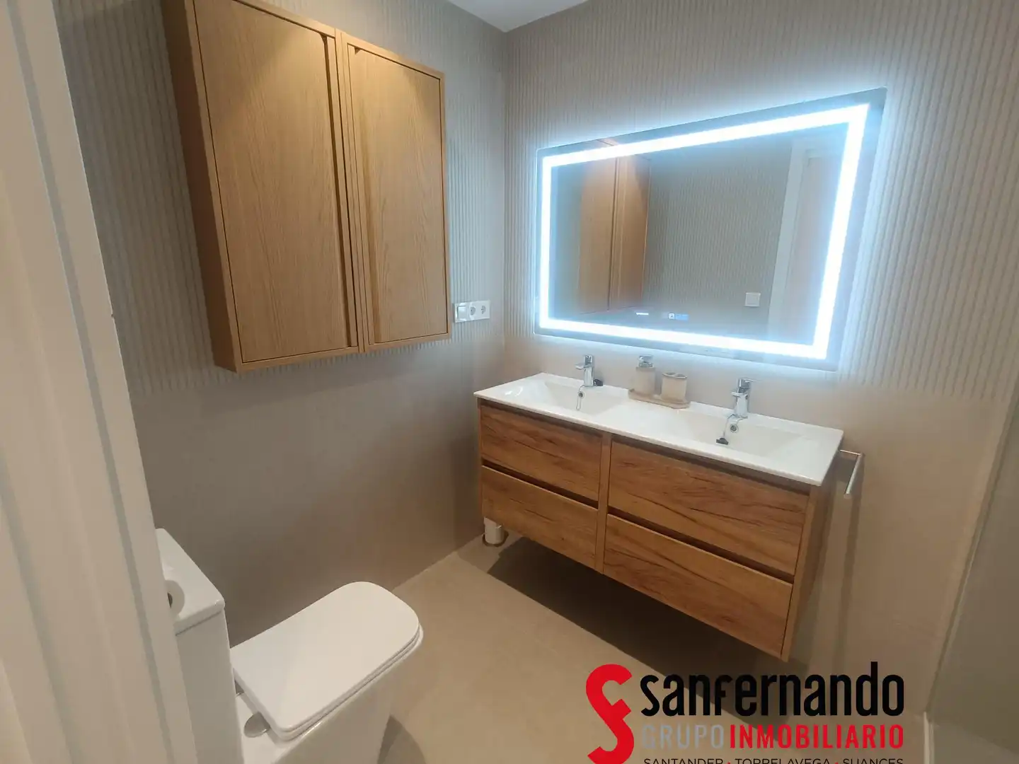 Badezimmer von Wohnung zur Miete in Santander mit Heizung, Möbliert und Balkon