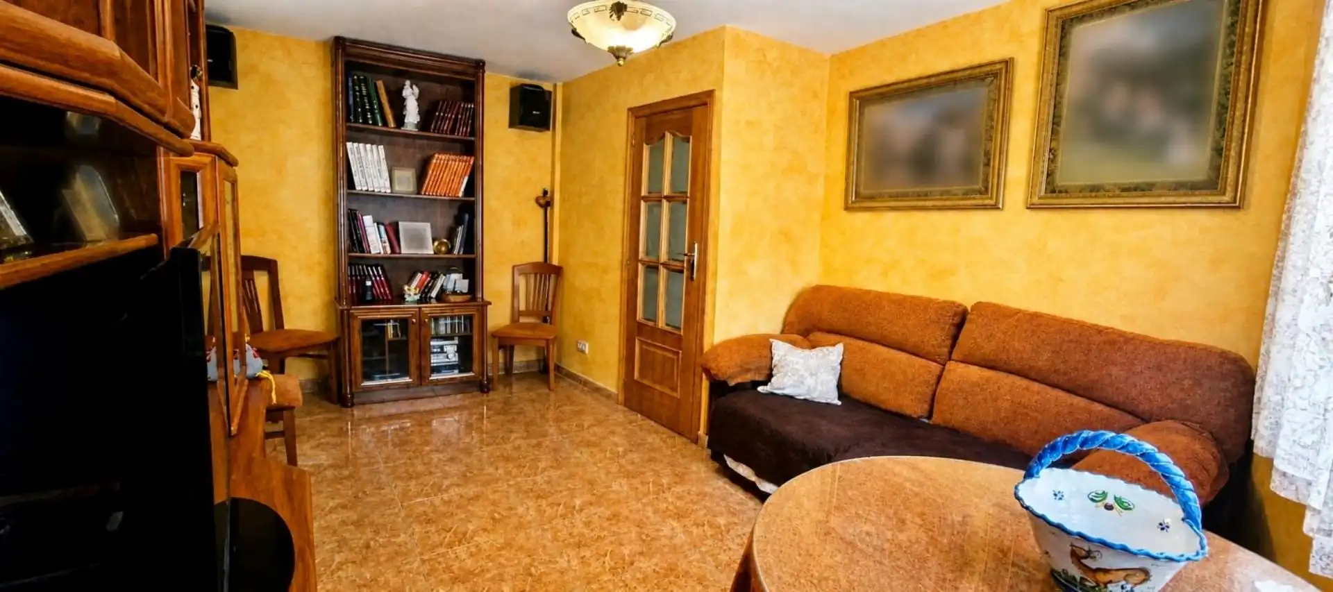 Living room of Houses for sale in Losar de la Vera  with Air Conditioner, Terrace and Furnished