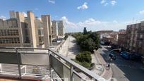 Vista exterior de Pis en venda en  Madrid Capital amb Calefacció i Terrassa