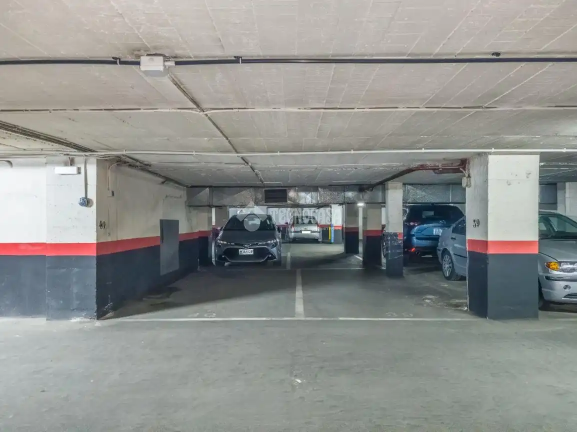 Einzelparkplatz mit Aufzug zum Verkauf in Chamberí, imagen 2