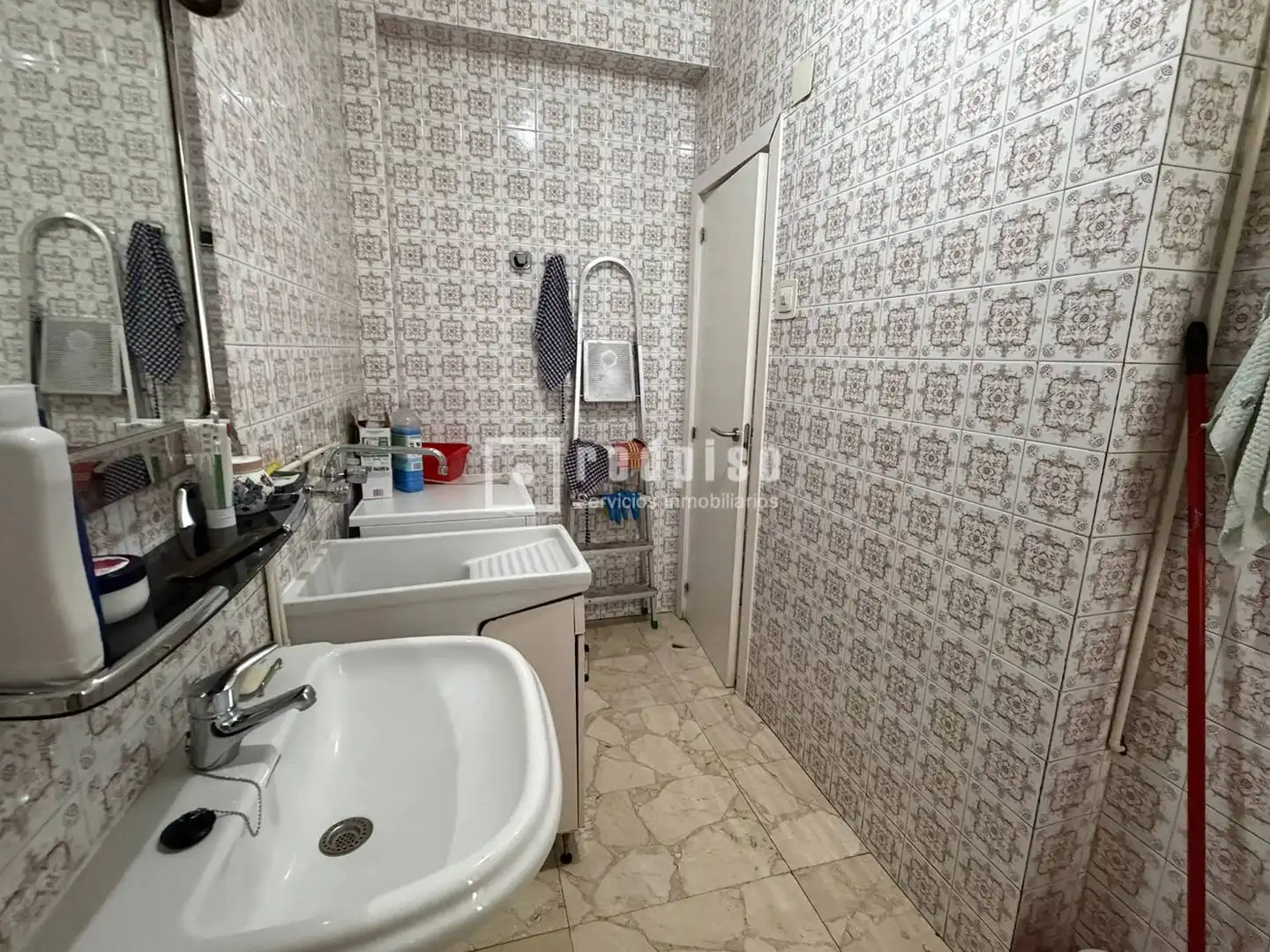 Baño de Piso en venta en Madrid con Calefacción, Parquet y Terraza