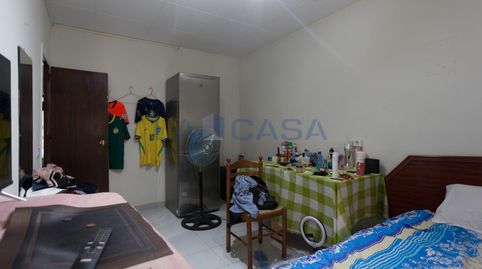 Foto 5 de Edificio en venta en Carrer Bòbiles, La Florida, L'Hospitalet de Llobregat