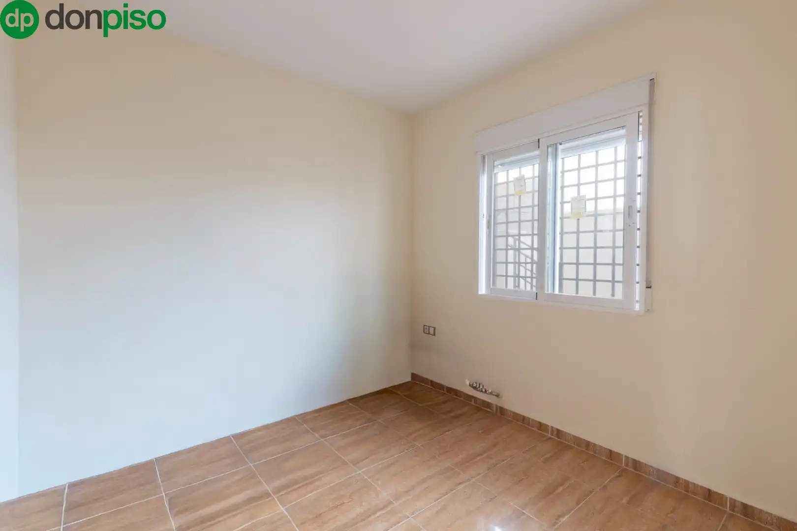 Schlafzimmer von Wohnung zum Verkauf in Güevéjar mit Balkon