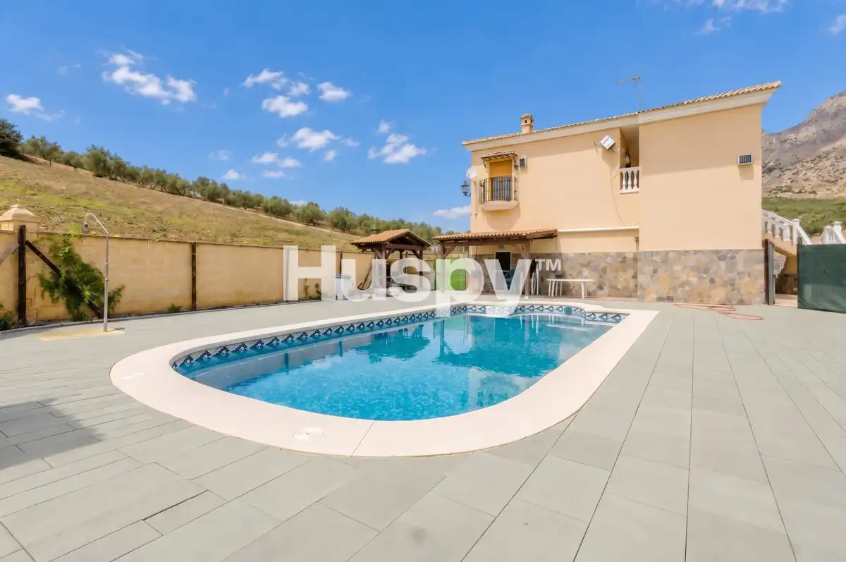 Maison rustique avec terrasse à vendre à Carretera Puerto del Barco