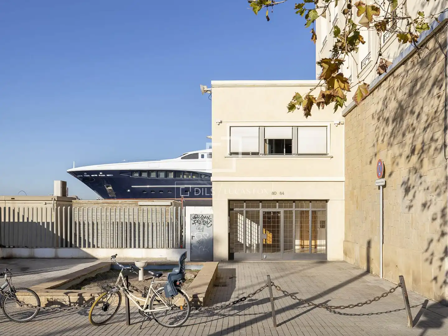 Vista exterior de Piso en venta en Barcelona con Aire acondicionado, Calefacción y Trastero