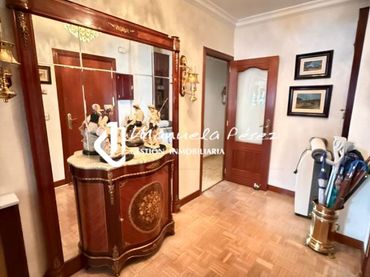 Appartamento con ascensore in vendita a Centro