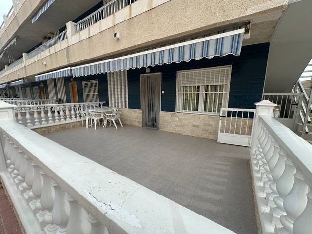 Casa-chalet en Venta en Carrer Puerto Rico, 18A en Guardamar Playa