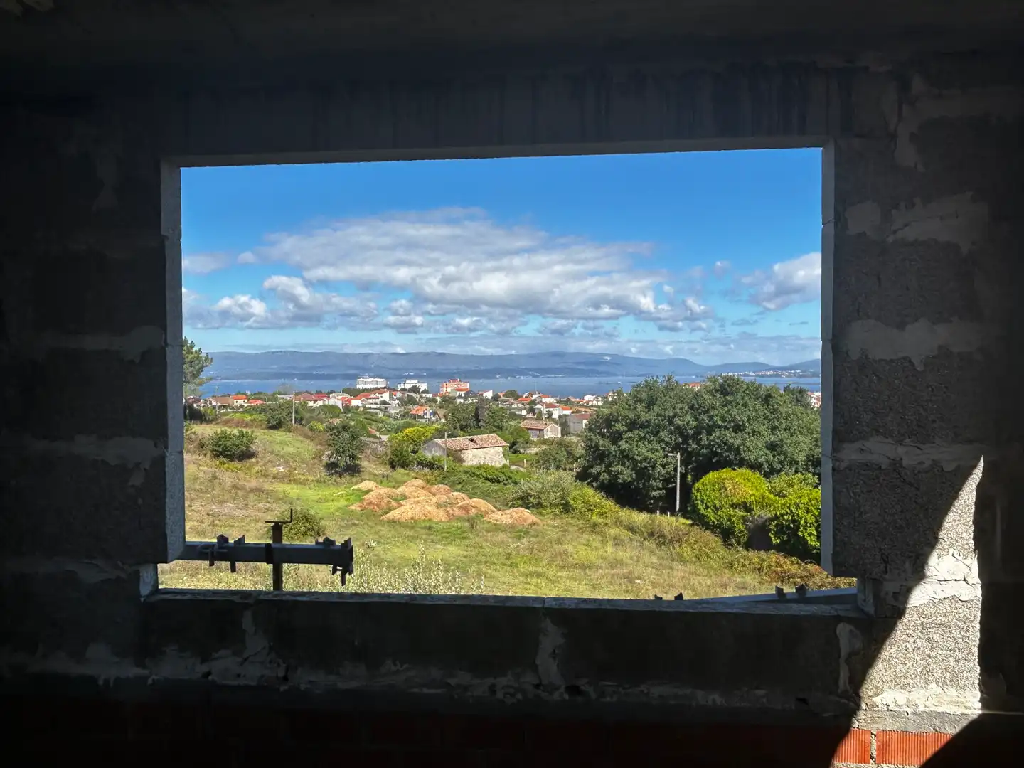 Exterior view of Houses for sale in Vilagarcía de Arousa  with Private garden, Terrace and Storage room