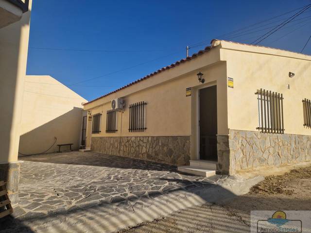 Apartamento en Alquiler en Arboleas
