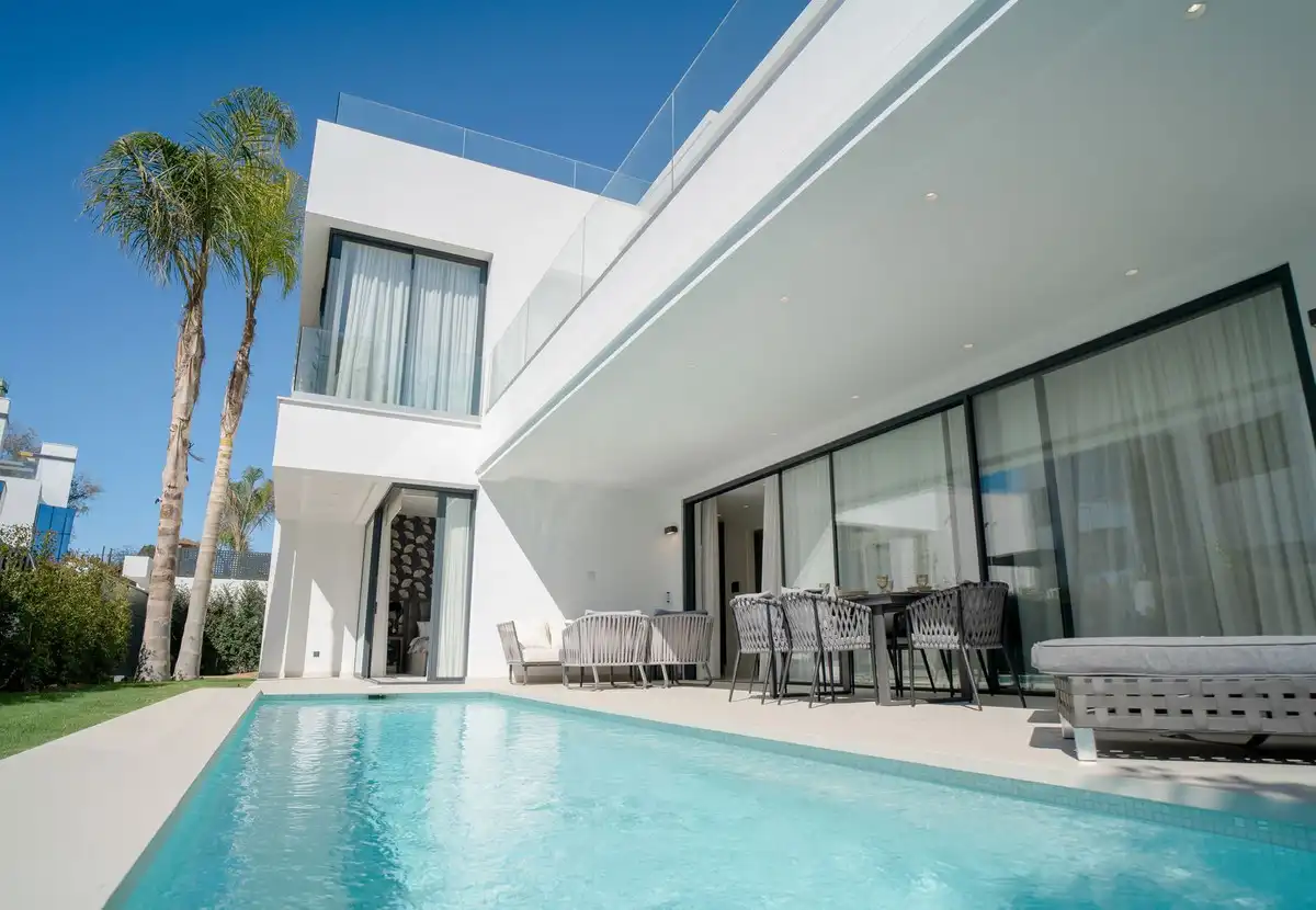 Casa con piscina in vendita a Milla de Oro