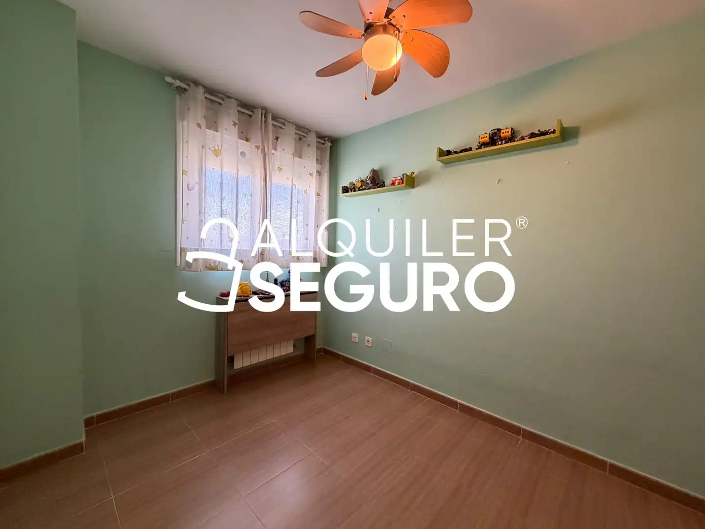 Habitación de Piso de alquiler en Rivas-Vaciamadrid con Aire acondicionado, Calefacción y Trastero