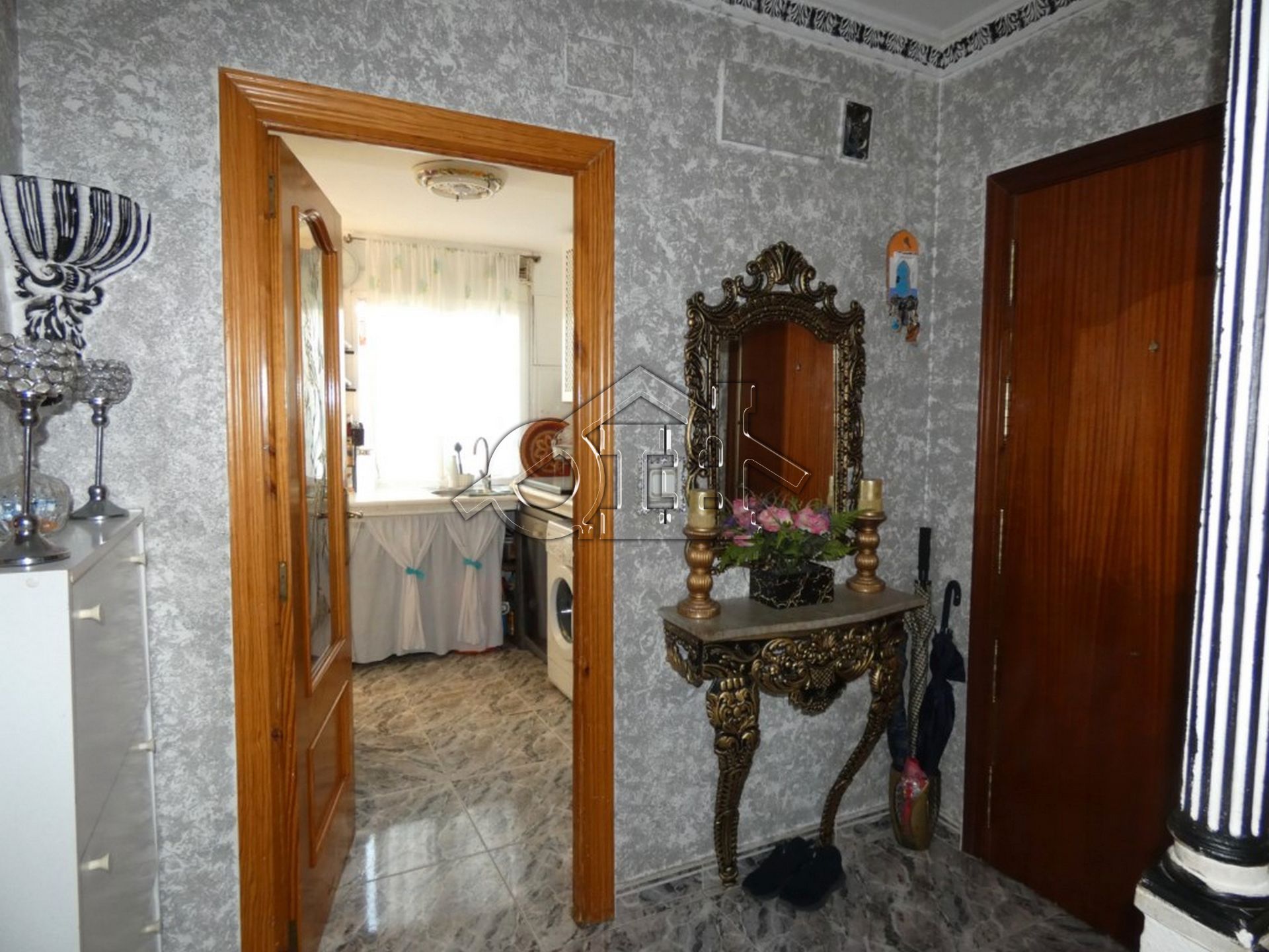 Piso en venta en Torres de la Alameda con Calefacción, Terraza y Balcón