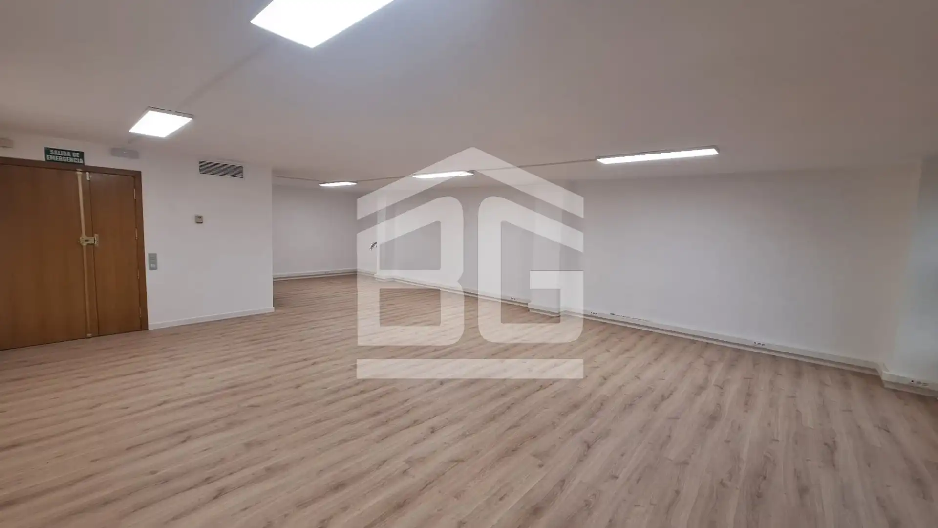 Büro zum Verkauf in Granollers mit Klimaanlage, Heizung und Internet